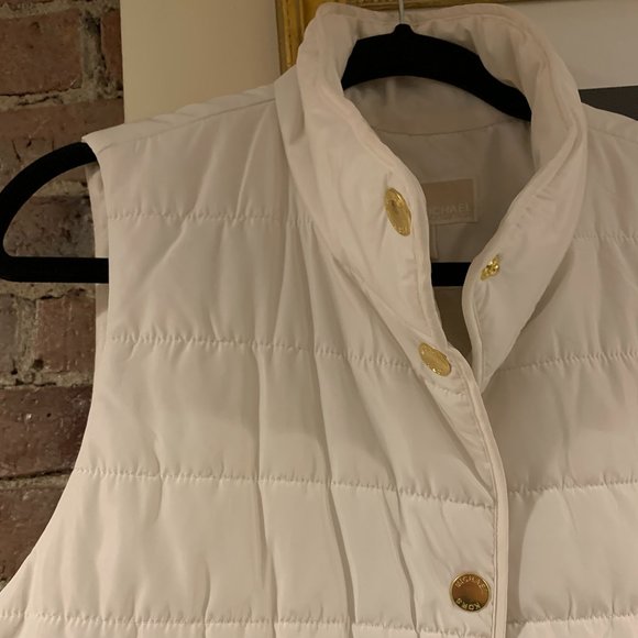 Michael Kors~ Puffer Vest - Picture 3 of 16